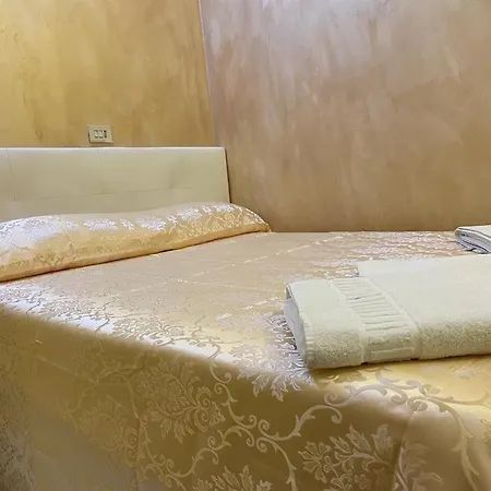 Max House 2 Gasthof Rom