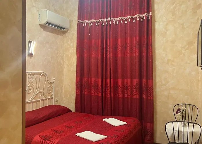 Max House 2 Πανσιόν *